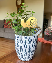 Mini Snail Plant Stake